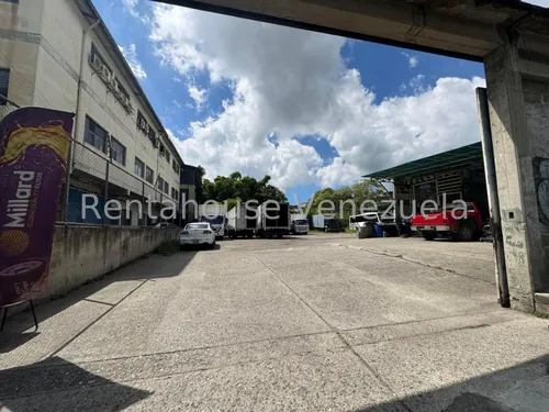 Potencial Terreno Con Dos Parcelas Unificadas. Cada Una De 1.500 M2. En Venta Los Teques / Jh