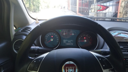 Fiat Linea 1.8 16v Essence Flex Dualogic 4p