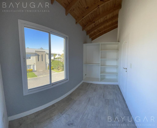 Imagen 13 de 30 de Venta - Ph Dúplex A Estrenar En Barrio La Fernanda - Villa Rosa - Bayugar Negocios Inmobiliarios