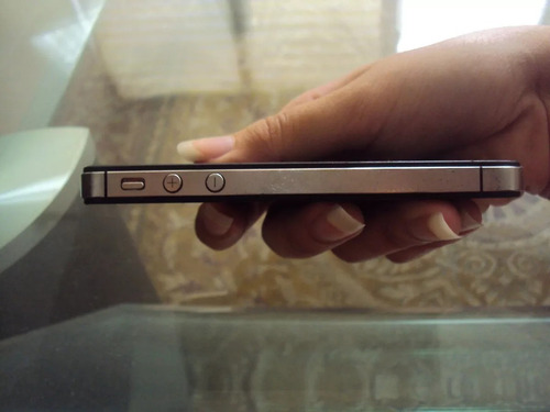 Teléfono iPhone 4s Esta En Perfectas Condiciones