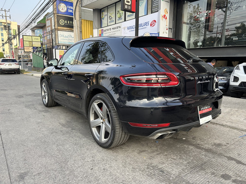 Porsche Macan Turbo
