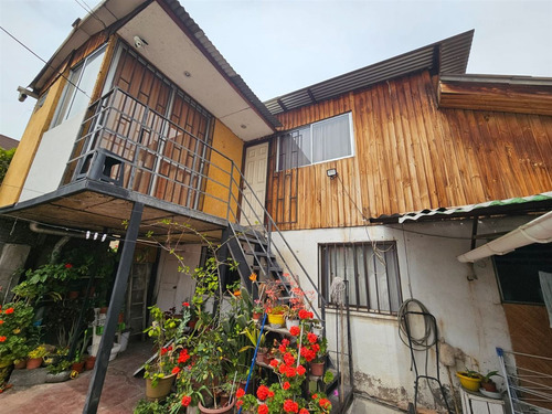 Casa En Venta De 7 Dorm. En La Cisterna Excelente Inversión