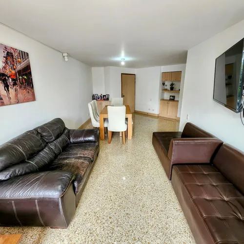 Apartamento En Venta En Laureles, Primer Parque. Cod V12107