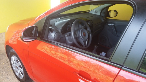 Fiat Palio 2013 1.0 Attractive Flex 5p