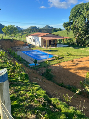 Sítio Com 4.000 Metros Com Casa E Piscina