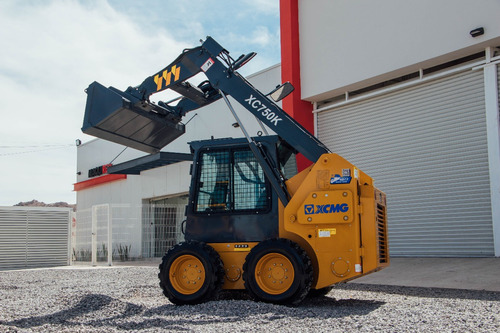 Imagen 5 de 8 de Minicargador Xcmg Xc750k