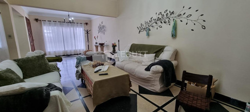 Venta Casa 3 Dormitorios Punta Gorda Con Hermosa Barbacoa Y Excelento Ubicacion 