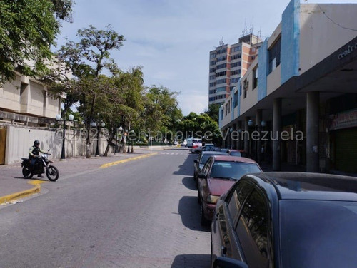 Naudy Escalona Alquila Espectacular Edificio Comercial En Zona Centro De Barquisimeto