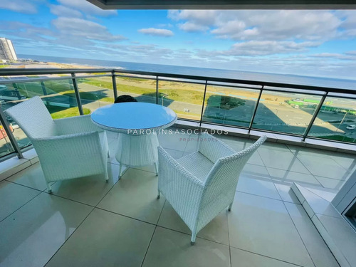 Venta De Apartamento De 3 Suites En Torre Imperiale Punta Del Este 