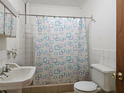 Casa En Venta De 1 Dorm. En Vallenar