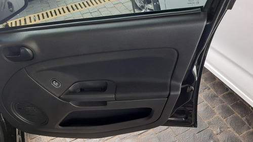 Ford Fiesta 1.6 Hatch 2011