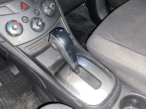 Imagen 21 de 25 de Chevrolet Tracker