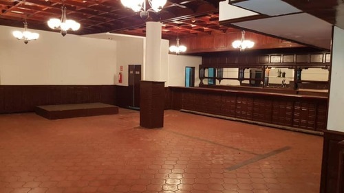Imagen 6 de 7 de Vendo Local 283m2 Sabana Grande 9898