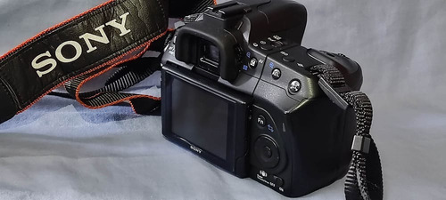 Imagen 8 de 9 de Equipo De Fotografía Con Cámara Sony Alpha 350 + Accesorios