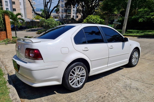 Imagen 6 de 15 de Volkswagen Jetta 2013 1.8 Gli