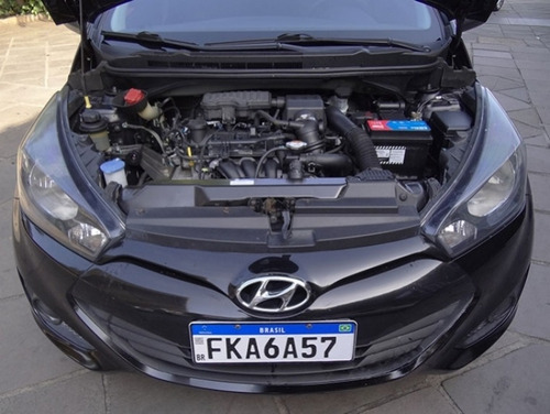 Imagem 2 de 8 de Hyundai Hb20 Comfortline