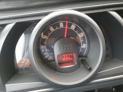 Volkswagen Kombi 1.4 Total Flex 3p