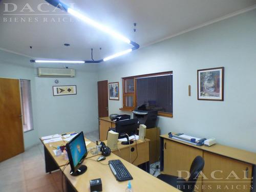 Depósito En Venta En La Plata Calle 119 E/ 526 Y 527 Dacal Bienes Raices