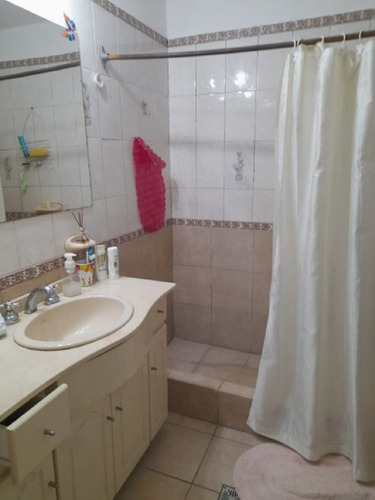 Imagen 6 de 21 de Santa Inés, Casa Para 2 Familias