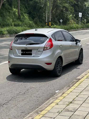 Ford Fiesta 1.6 Hatchback Titanium