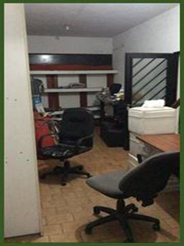 Imagen 2 de 5 de Galpon - Local Y Oficina