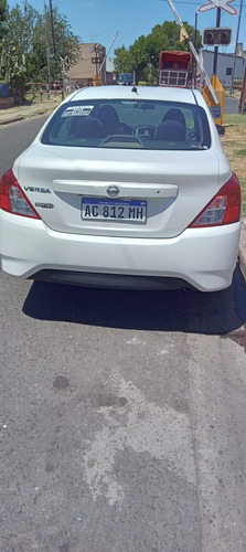 Nissan Versa 1.6 Advance At