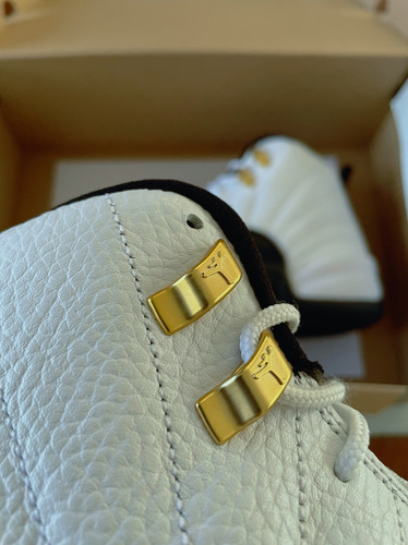 Tenis Air Jordan 12 Retro Taxi | 27 Mx | 9 Us. (Usado)