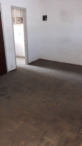Se Alquila Apto Para Depòsito U Oficinas
