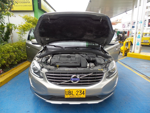 Volvo Xc60 Momentum T6
