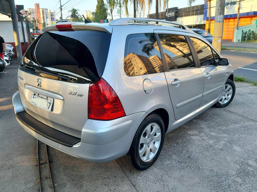 Peugeot 307 2.0 Allure Sw 16v Gasolina 4p Automático