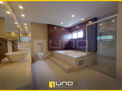 Imagen 8 de 12 de Casa En Alquiler Zona Oeste Barrio Las Palmas