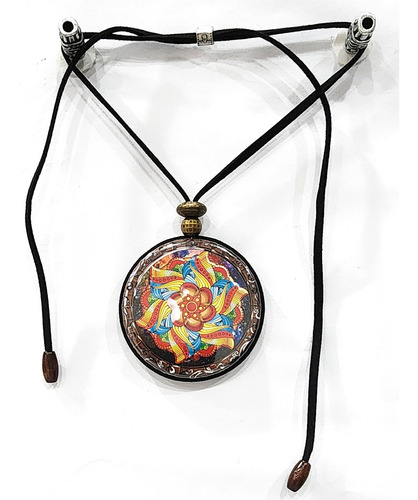 Colar Mandala Oceania  Tipo Amuleto Mistico Grande 
