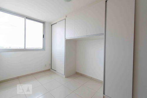 Apartamento Para Aluguel - Samambaia, 1 Quarto, 33 - 892951663