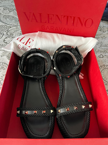 Sandalia Valentino Garavani Rockstud Plataforma