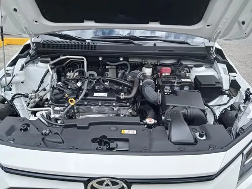 Toyota Yaris G 2024