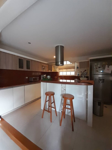 Imagen 2 de 21 de Townhouse En Venta - Juanico - Villas Bucare (3526)