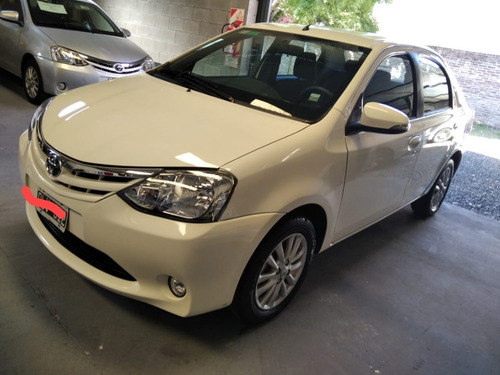 Toyota Etios Xls Sedan 1.5 (modelo 2015)