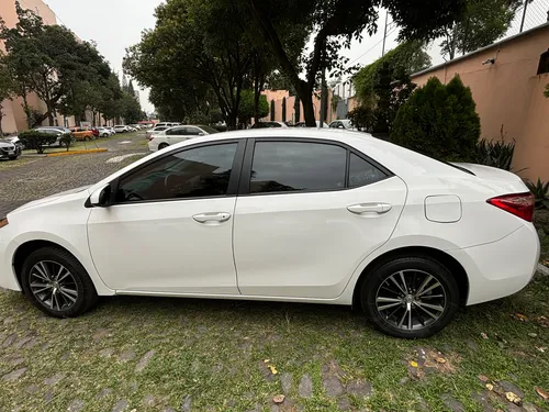Toyota Corolla 1.8 Le Cvt