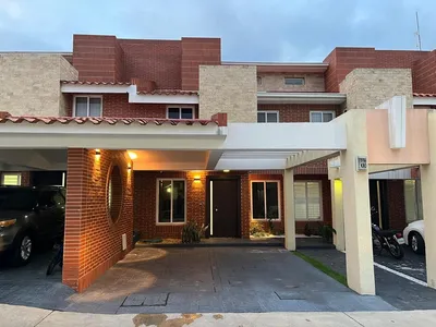 Townhouse en alquiler