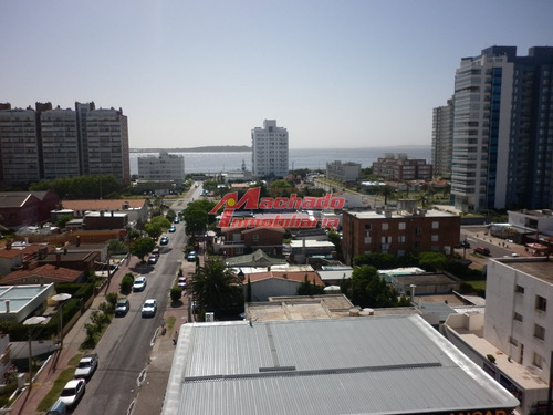Muy Lindo Apartamento En Brava - Ref: 1745