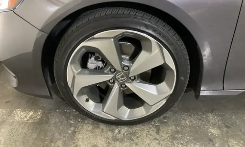 Honda Accord Touring 2.0 lt Turbo