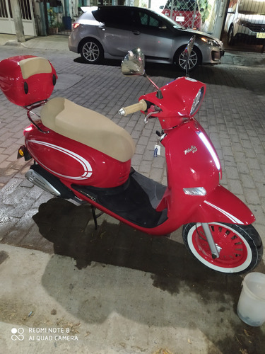 Vendo Mi Moto Italika, Con Poco Uso, Excelentes Condiciones,