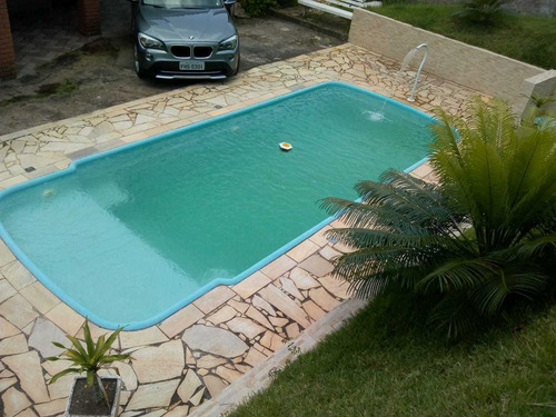 Condomínio Ibiúna 1.000 Mts Casa, Piscina, Boa Localização!