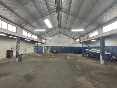 Imagen 8 de 11 de Depósito En Venta En La Plata Calle 8 E/63 E/ 64 - Dacal Bienes Raices