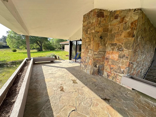 Casa 3 Dormitorios Y Servicio En Barrio Golf