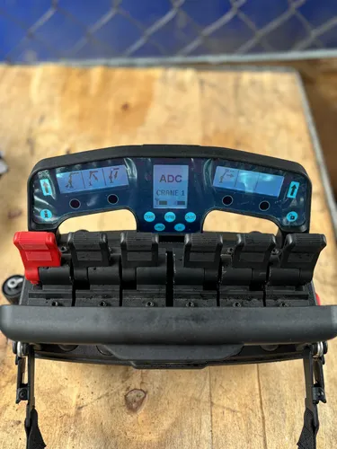 Camión Grúa Mack Granite Gr64f Modelo 2019