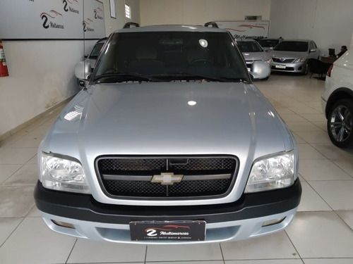 Imagem 2 de 12 de S10 2.4 Mpfi Advantage 4x2 Cd 8v Gasolina 4p Manual