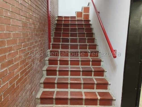 Naudy Escalona Alquila Espectacular Edificio Comercial En Zona Centro De Barquisimeto