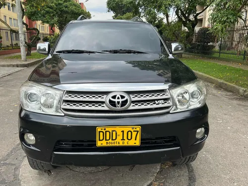 Toyota Fortuner 4.0 Sr5