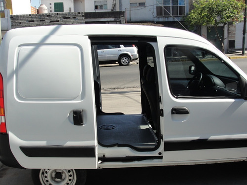 Imagen 11 de 22 de Renault Kangoo Ph3 Gran Confort 1,6 2p Año 2017